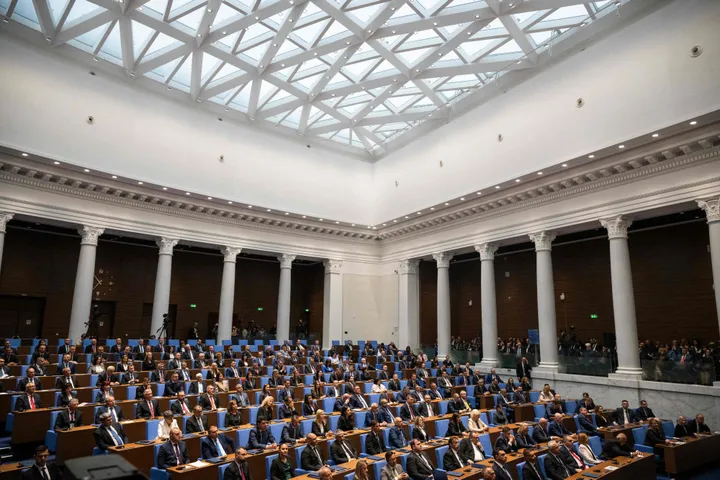 Бугарија: Парламентот ќе одлучува распоредување на американски авиони за полнење гориво