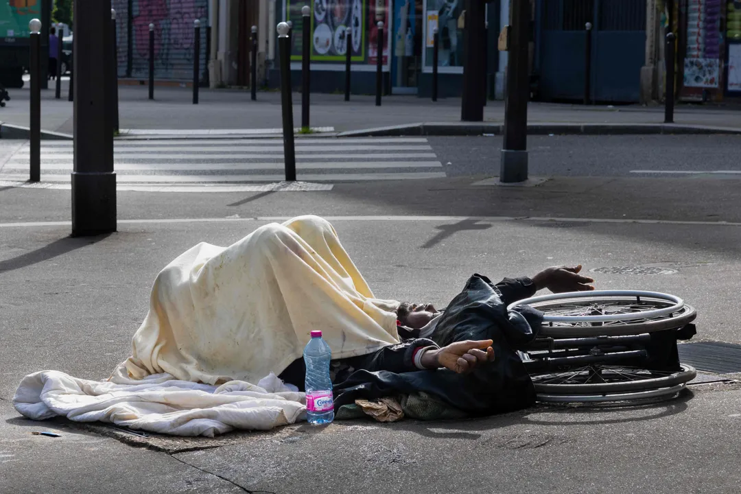 Aantal daklozen in Brussel stijgt met kwart terwijl opvang krimp