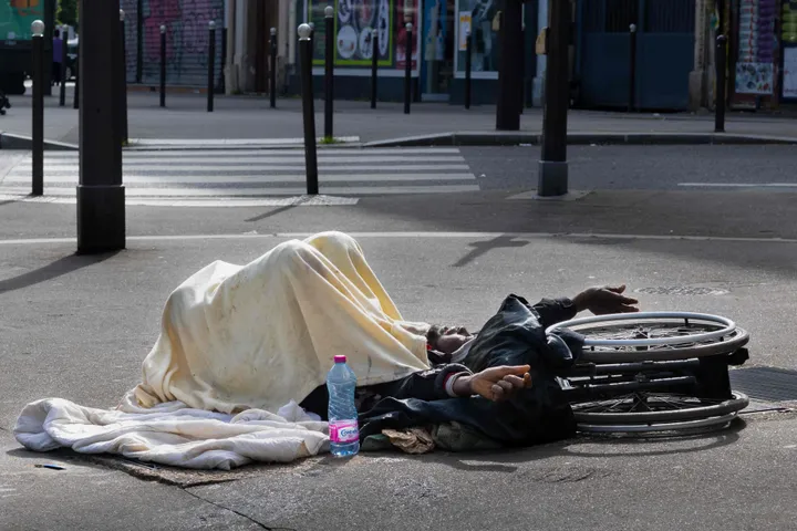 Aantal daklozen in Brussel stijgt met kwart terwijl opvang krimp
