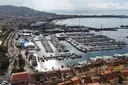 11 persone sono rimaste ferite e 1 persona è scomparsa a seguito della collisione tra una barca e un gommone nella città di Cannes, in Francia.