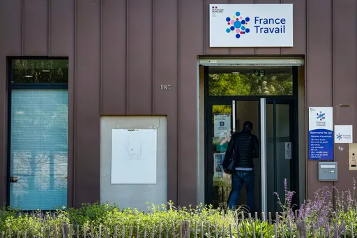 France: le nombre de demandeurs d'emploi sans activité progresse de 0,8 % au deuxième trimestre