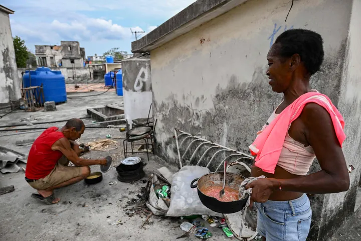 Cuando el combustible se convierte en un arma: las sanciones de EE.UU. bloquean la ayuda a Cuba