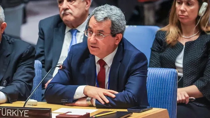 La Türkiye rejette l'objection grecque à l'utilisation du terme "détroits turcs" à l'ONU