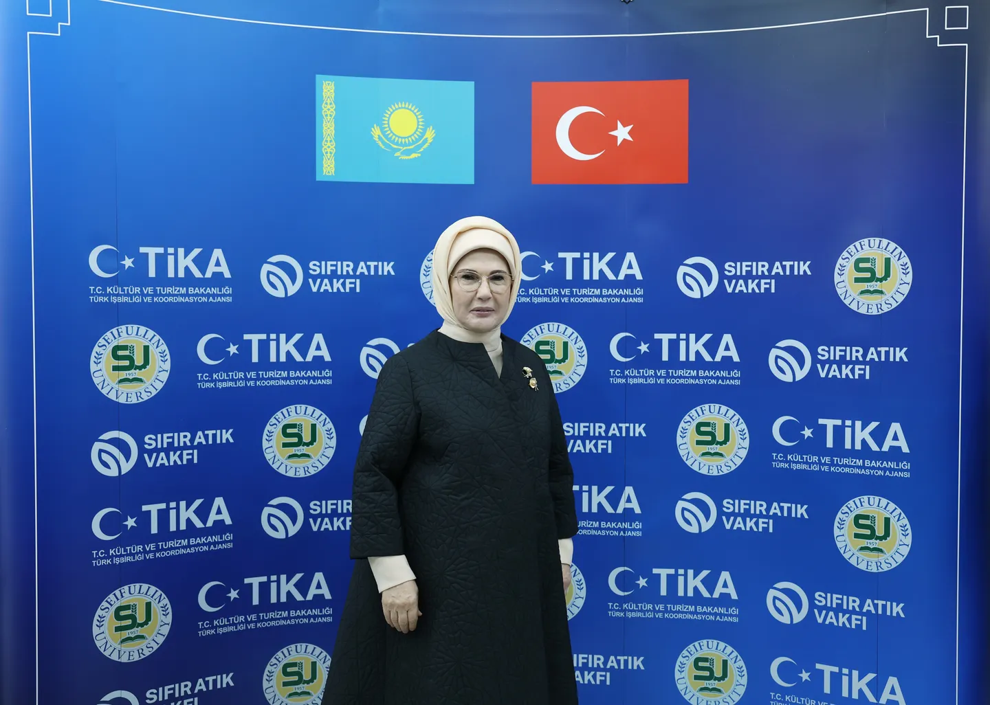 بدعم تركي.. أمينة أردوغان تفتتح مختبراً دولياً لـ"صفر نفايات" في كازاخستان