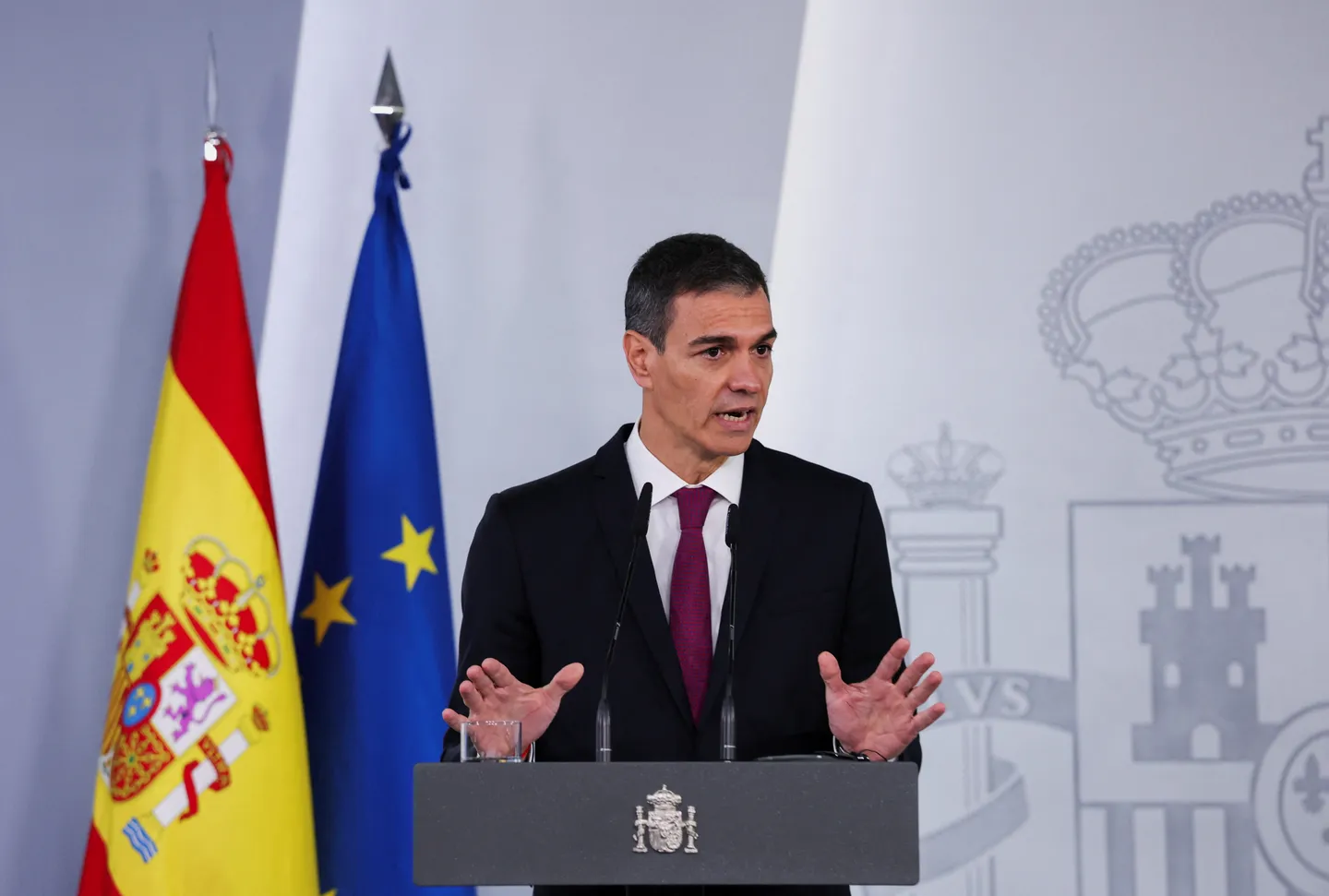 La derecha española se equivoca al criticar la política exterior de Pedro Sánchez