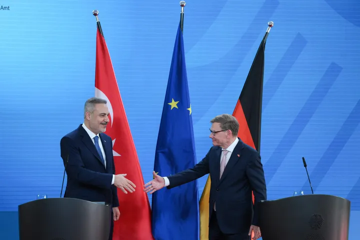 Fidan urges US-Iran dialogue as Germany backs Türkiye