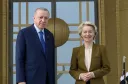 Erdogan señala a Von der Leyen que tensiones regionales recalcan la importancia de lazos Türkiye-UE