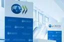 ОИСР предупреди за забавяне на световния икономически растеж
