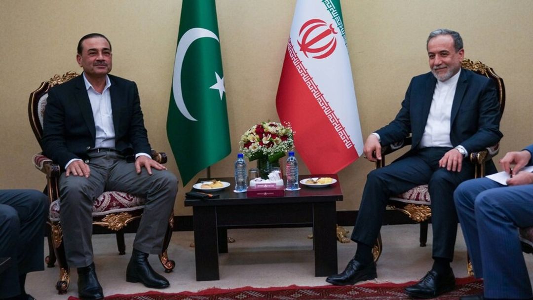 Teherani dhe Islamabadi shqyrtojnë përpjekjet diplomatike për paqen ShBA Iran