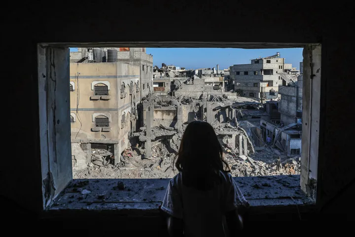 Izraeli vijon sulmet në Gaza dhe Liban