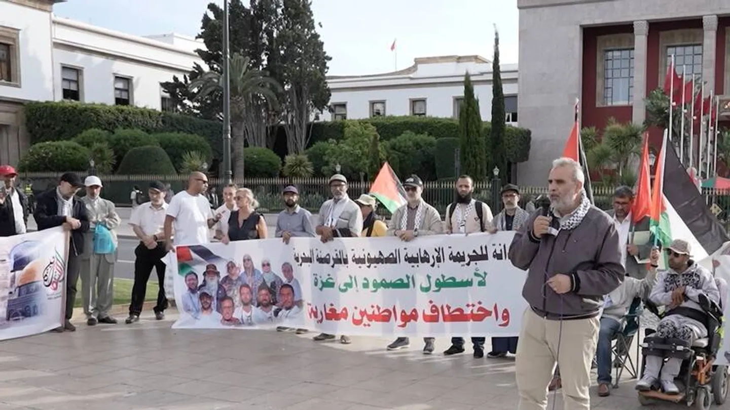 استقبال شعبي حافل في المغرب لناشطي أسطول الصمود بعد الإفراج عنهم