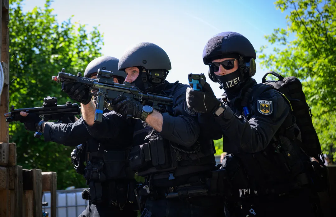 Medien: Deutschland und Niederlande planen gemeinsame Polizeieinsätze