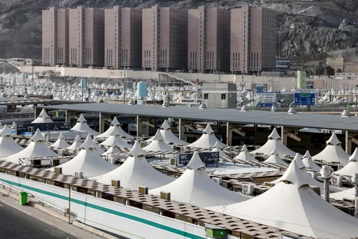 Saudi Arabia issues warning to Houthis over attacks on airports, holy cities