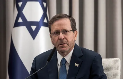 הרצוג תוקף את "בריונות" המתנחלים ומבקר במשתמע את בן גביר על רקע התעללות באסירים