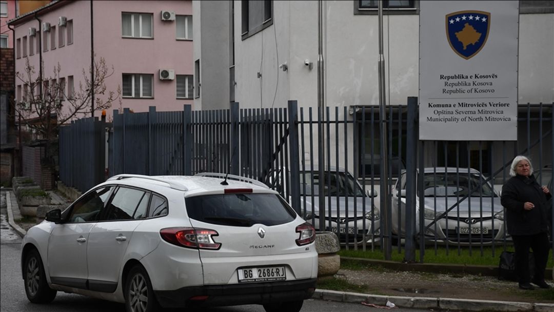 Kuvendi Komunal në Mitrovicë të Veriut voton për heqjen e mbishkrimit  I Love Mitrovica 