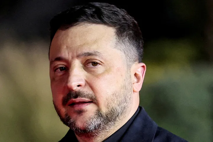 Zelenskyy: 12 të vrarë dhe dhjetëra të plagosur nga sulmet ajrore ruse gjatë natës