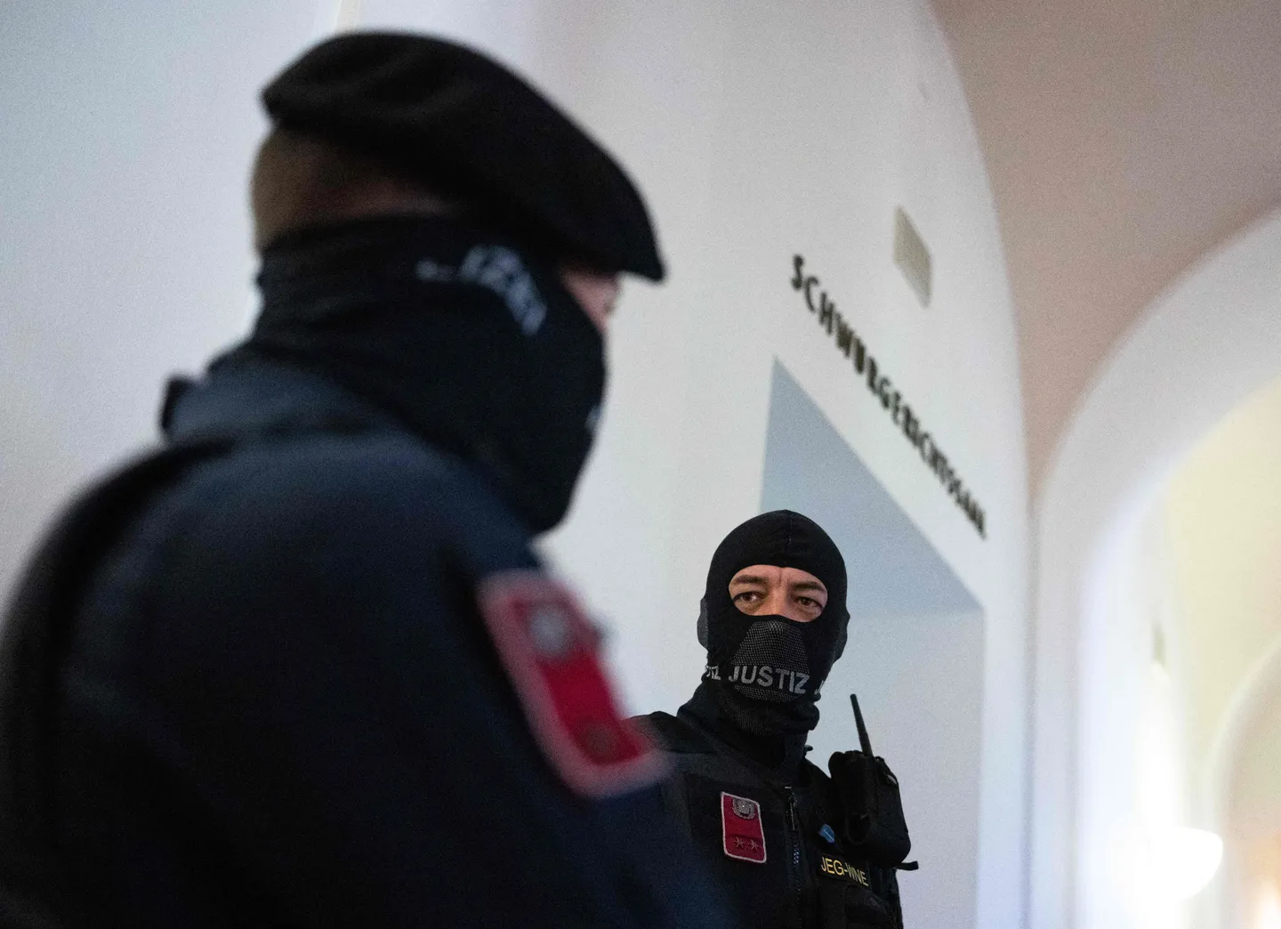 Mutmaßlich rechtsextreme Gesinnung: Terrorverdacht gegen 14-Jährigen in Österreich