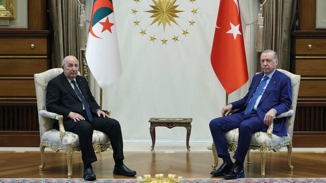 Presidentët turk dhe algjerian diskutojnë marrëdhëniet dhe çështjet rajonale