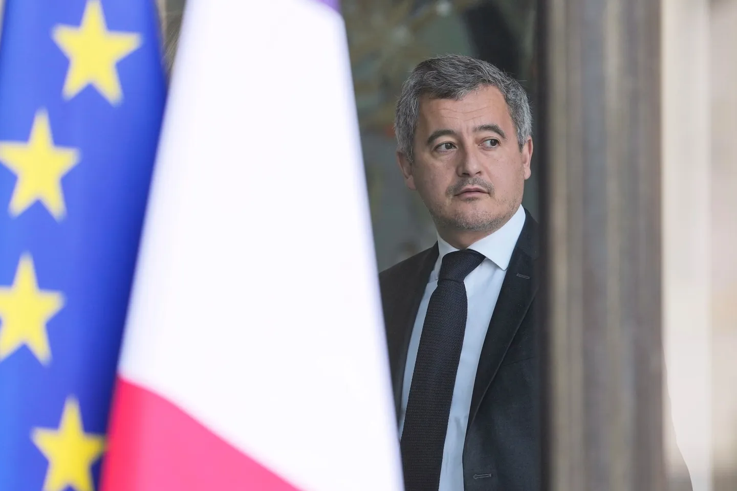 Во Франции призвали на три года прекратить прием мигрантов