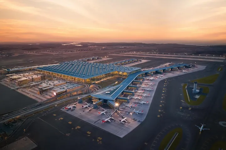 “İstanbul” aêroportı Awrupanıñ iñ tığız êşlägän hawa mäydanı buldı