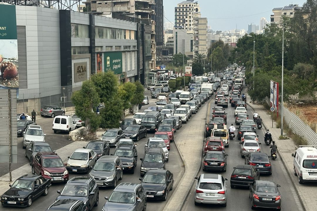 Zhvendosje masive në kryeqytetin libanez pas kërcënimit të Izraelit me sulm