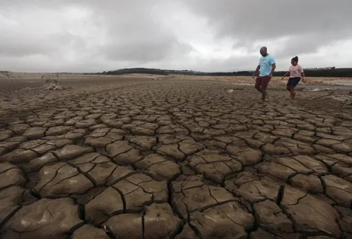 El Nino set to return, raising risk of global weather extremes
