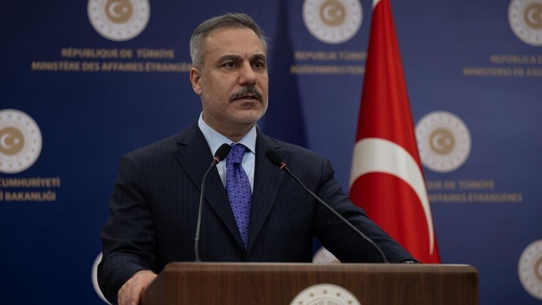 Ministri i Jashtëm turk do të vizitojë Indonezinë më 3 qershor