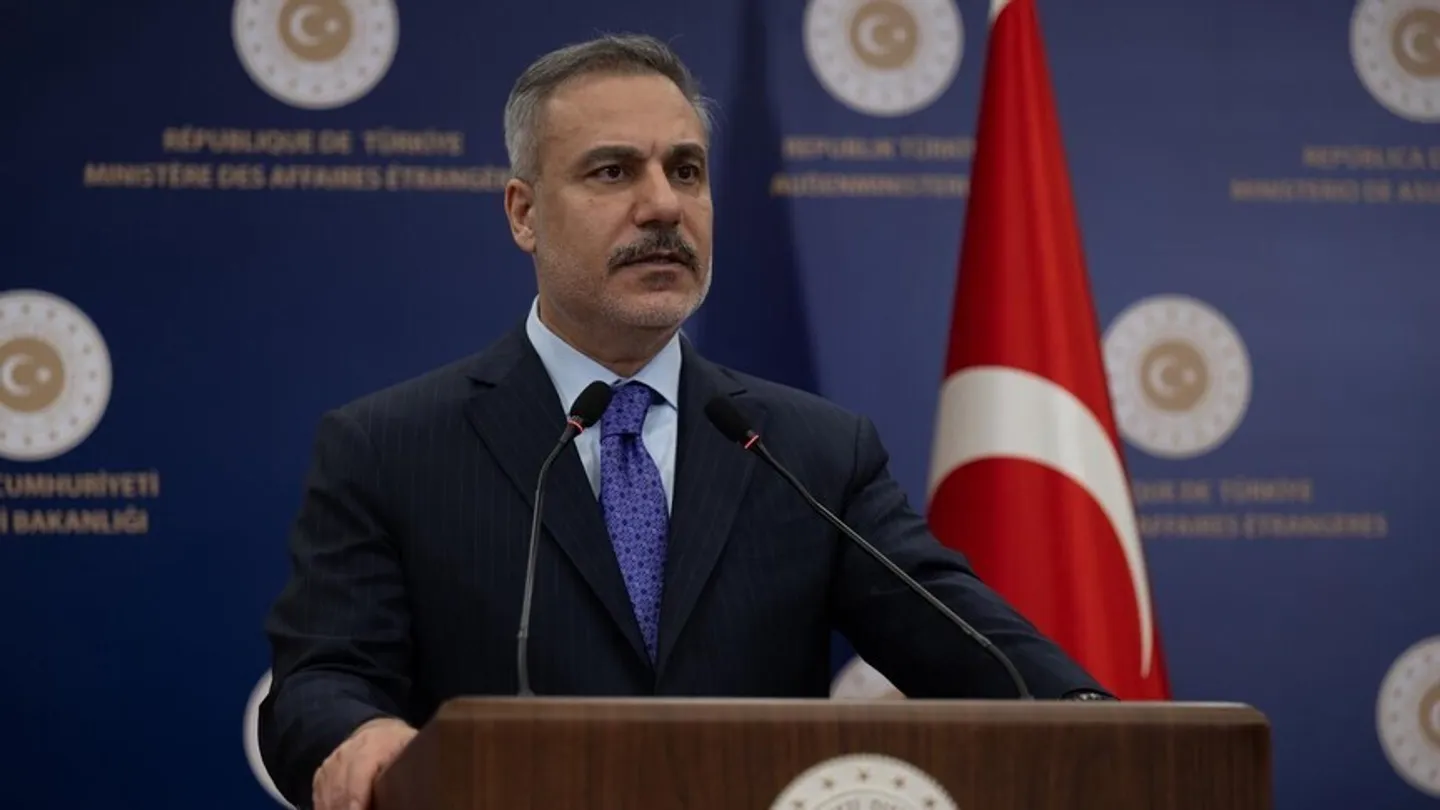 Ministri i Jashtëm turk do të vizitojë Indonezinë më 3 qershor