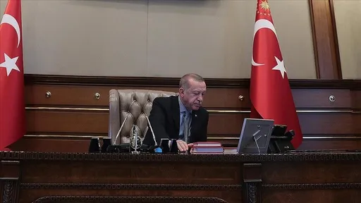 Presidenti turk dhe kryeministri holandez diskutojnë për marrëdhëniet dypalëshe dhe çështjet globale