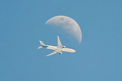 Kuwait Airways pezullon operacionet "deri në njoftim të mëtejshëm" pas sulmeve iraniane