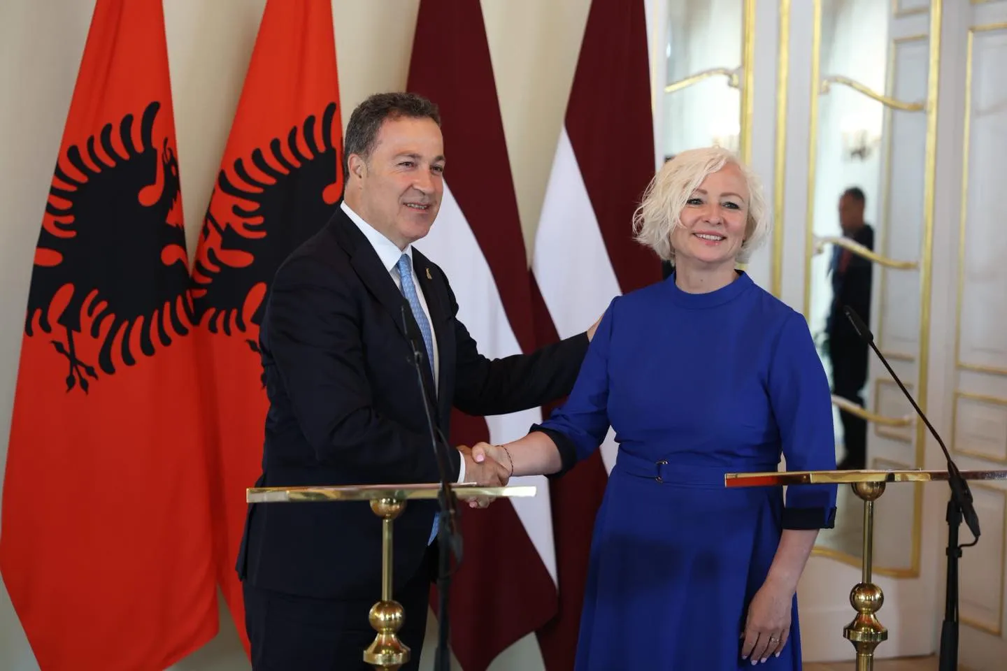 Peleshi vizitë në Letoni: Prania e NATO-s në rajon mbetet jetike për ruajtjen e stabilitetit