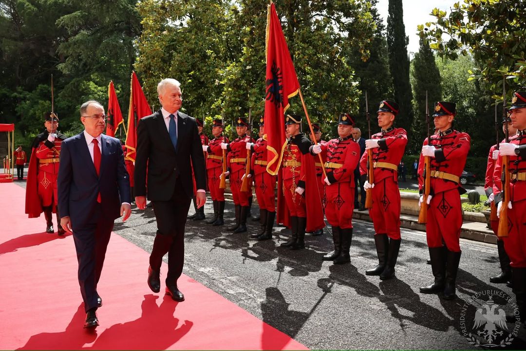 Begaj pret presidentin e Lituanisë  Anëtarësimi në BE mbetet prioritet kombëtar i Shqipërisë