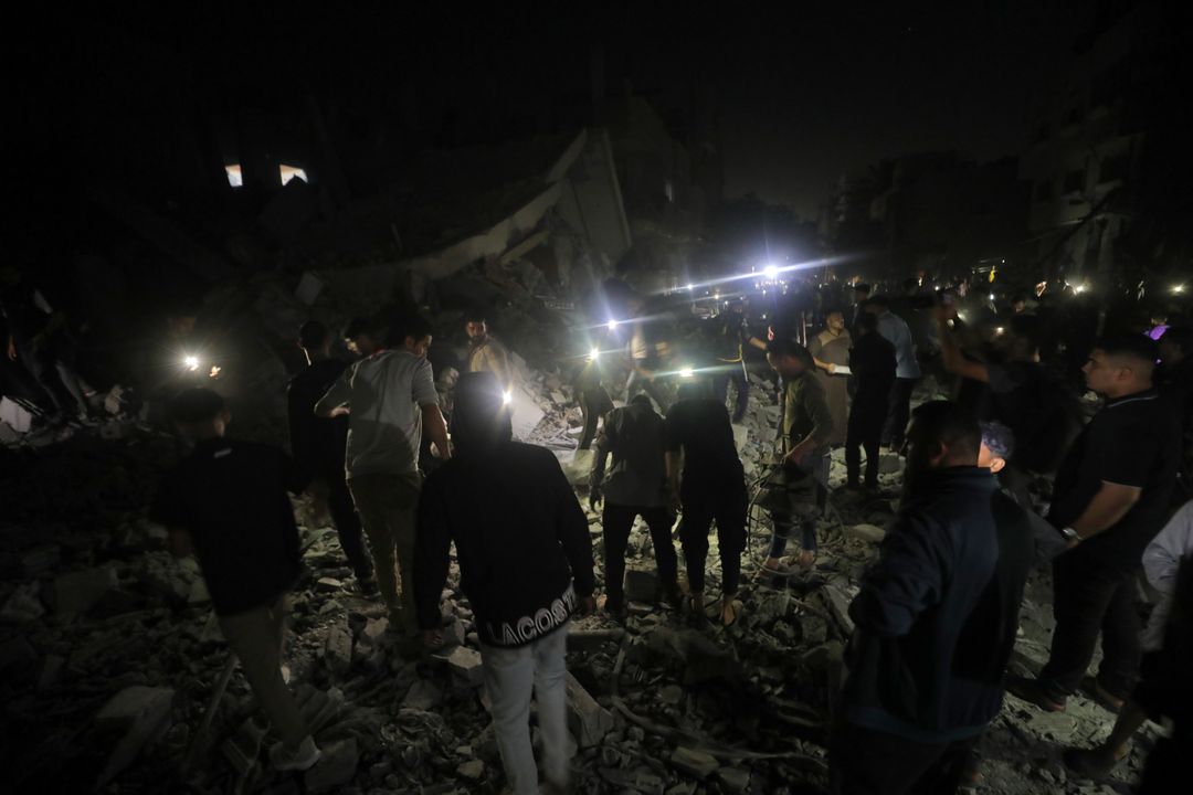 Izraeli sulm ndaj tendave të civilëve të zhvendosur në Gaza  një palestinez i vrarë dhe 16 të plagos