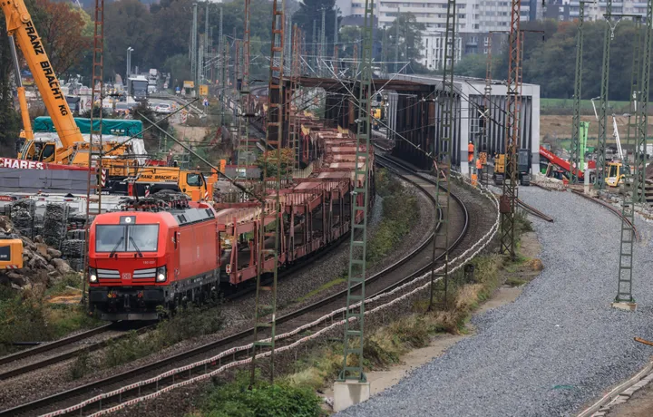 Kaputte Bahn-Infrastruktur - Wirtschaft macht Druck