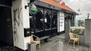 Racistische leuzen en brandstichting in Wijdenes beantwoordt met positieve reactie van gemeenschap