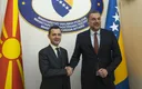 Konakoviq-Mucunski në Sarajevë: Zgjerimi mbetet interes strategjik për Ballkanin Perëndimor e BE-në