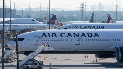 Piloti i "Air Canada", akuzohet për pilotimin e 900 fluturimeve pa licencë për 17 vite