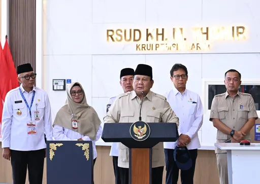 Prabowo resmikan RSUD di Krui Lampung, soroti akses kesehatan lebih luas di daerah terpencil
