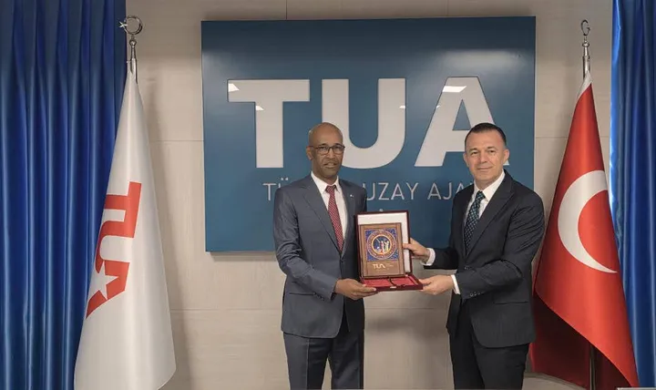 Soomaaliya iyo Turkiga oo Horumarinaya Iskaashiga  Mashruuca Saldhigga Hawada Sare