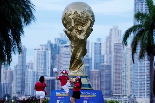 La Coupe du monde débute sur fond de polémique autour des billets et des visas