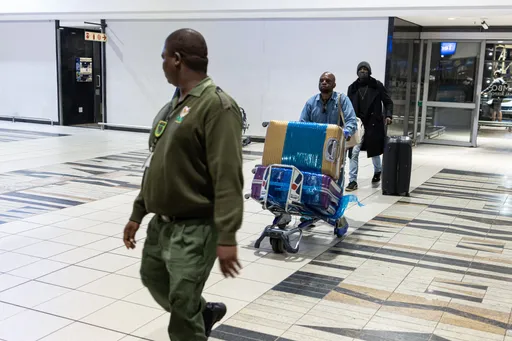 U.S. go stop visa processing for dia Abuja embassy, 24 oda African missions