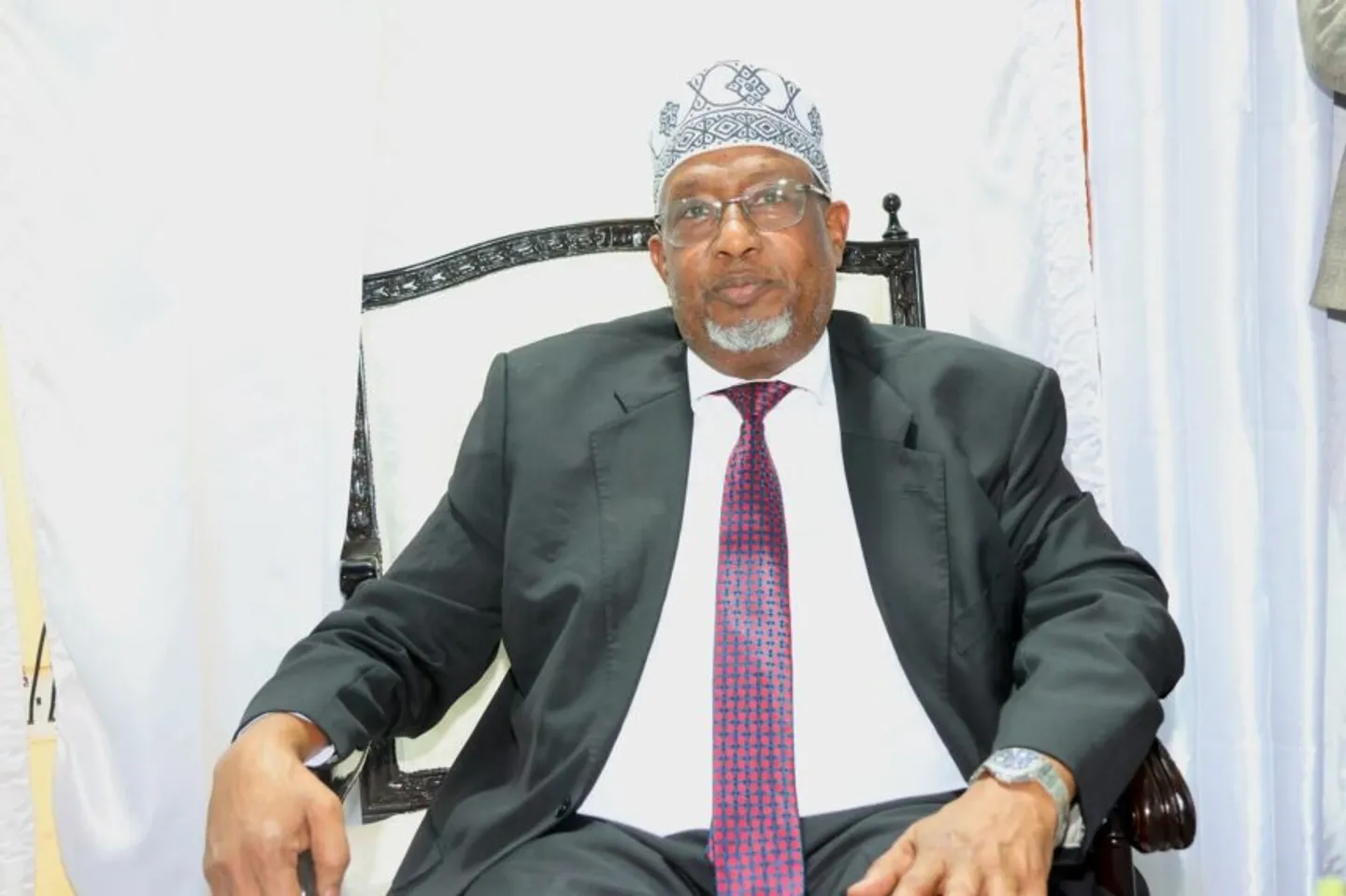 MW Xassan Sheekh oo Hambalyo u Diray Hoggaamiyaha Cusub ee Koonfur Galbeed Aadan Madoobe