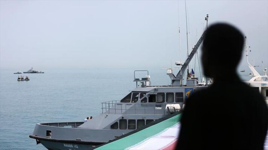 Irani mbyll Ngushticën e Hormuzit për të gjitha anijet mes sulmeve të ripërtërira amerikane