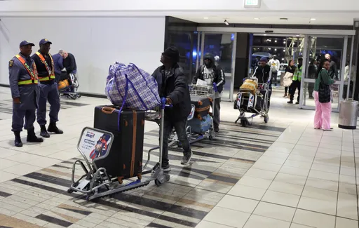 Retour au pays: le Nigeria accueille un premier groupe de ressortissants rapatriés d’Afrique du Sud