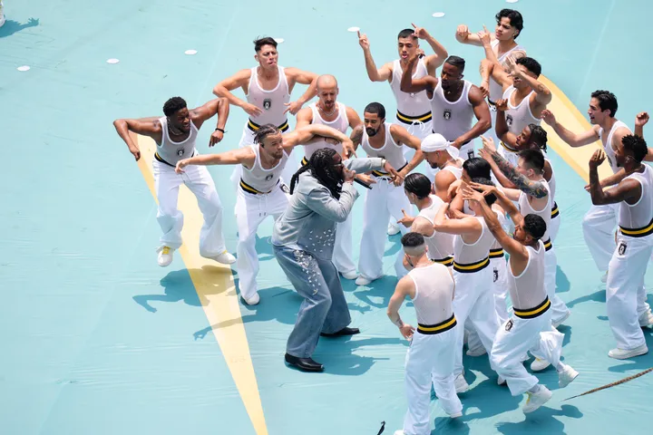 Shakira, Burna Boy thrill spectators at FIFA World Cup opening ceremony