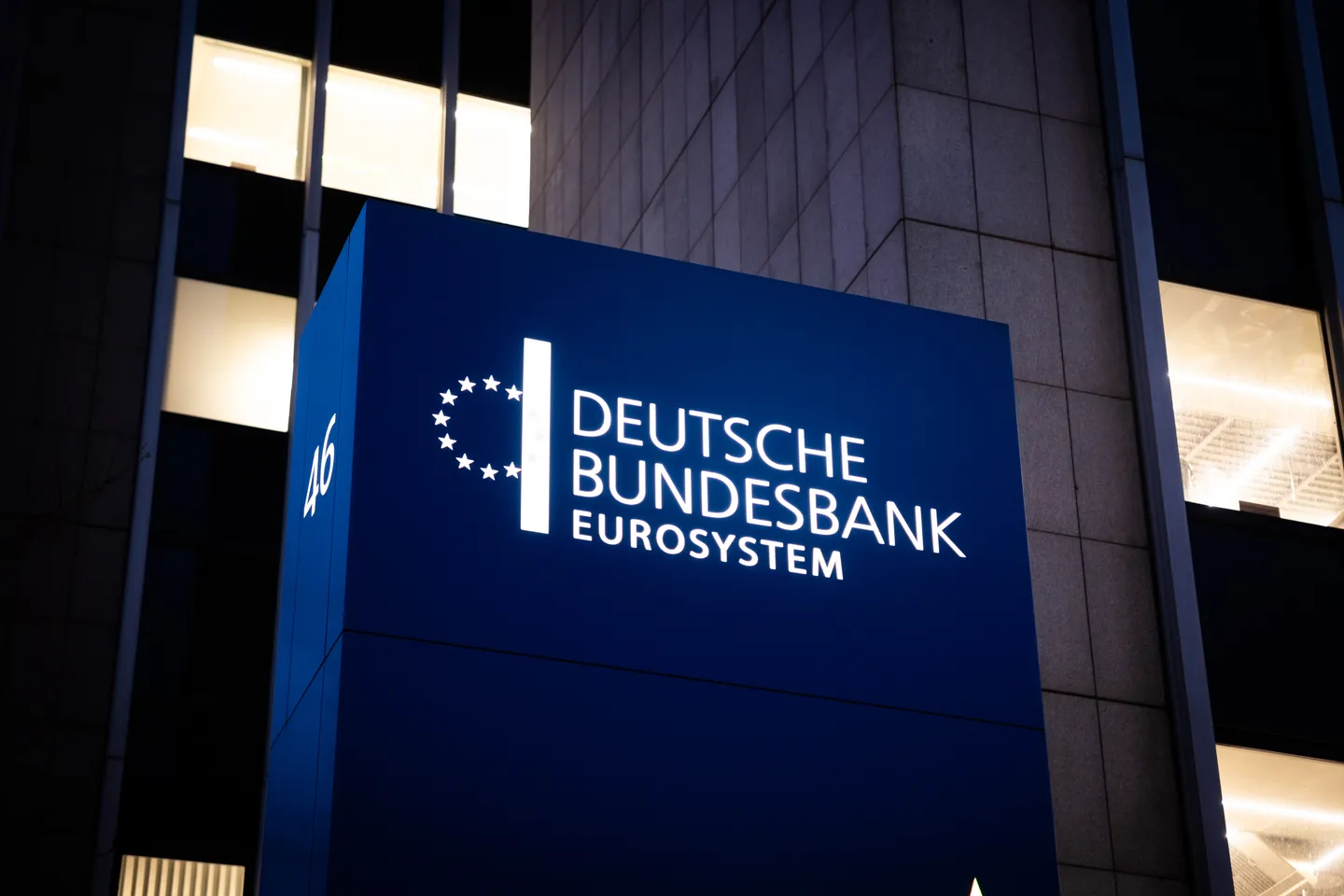 Bundesbank senkt Prognose: Hoher Ölpreis bremst Wirtschaft