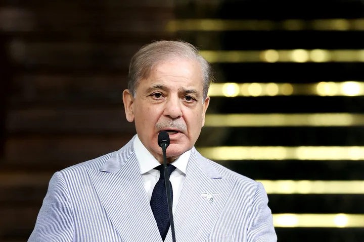رئيس الوزراء الباكستاني: اتفاق سلام أمريكي إيراني مرتقب خلال 24 ساعة