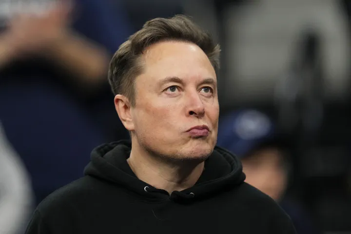 Forscher: Elon Musk verbreitete Beiträge von Rechtsextremen millionenfach weiter