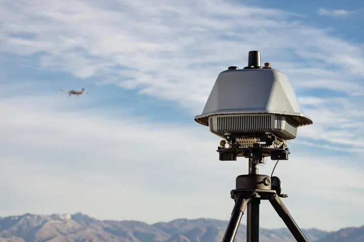 DroneShield produceert de eerste proefserie van anti-drone-technologieën in Europa