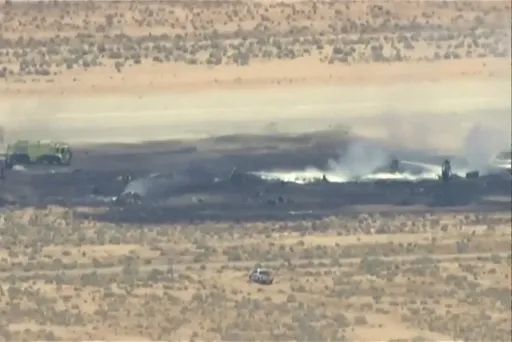 سقوط بمبافکن بی-۵۲ آمریکا در کالیفرنیا با ۸ کشته